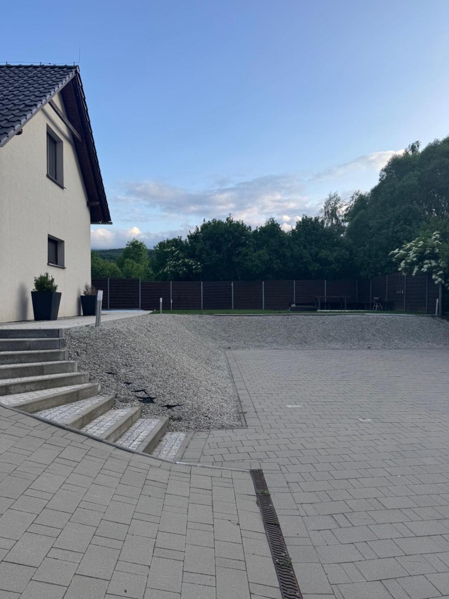 Apartment B2 Basen I Sosnówka
